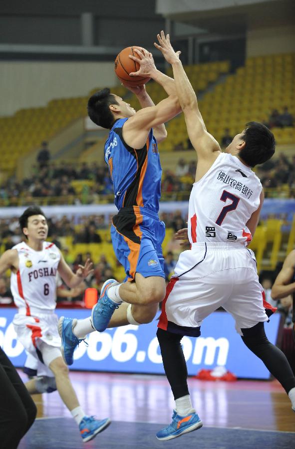 (体育)(2)篮球--CBA:佛山农商银行队对阵四川爱