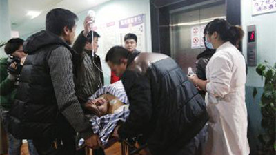 陕西蒲城客车爆炸事故已造成5死24伤