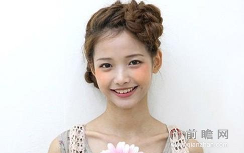 极简单刘海编发技巧 时尚发型华丽变身