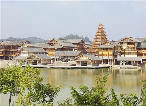 相思湖明月湖风情街进入收尾阶段 上半年可开